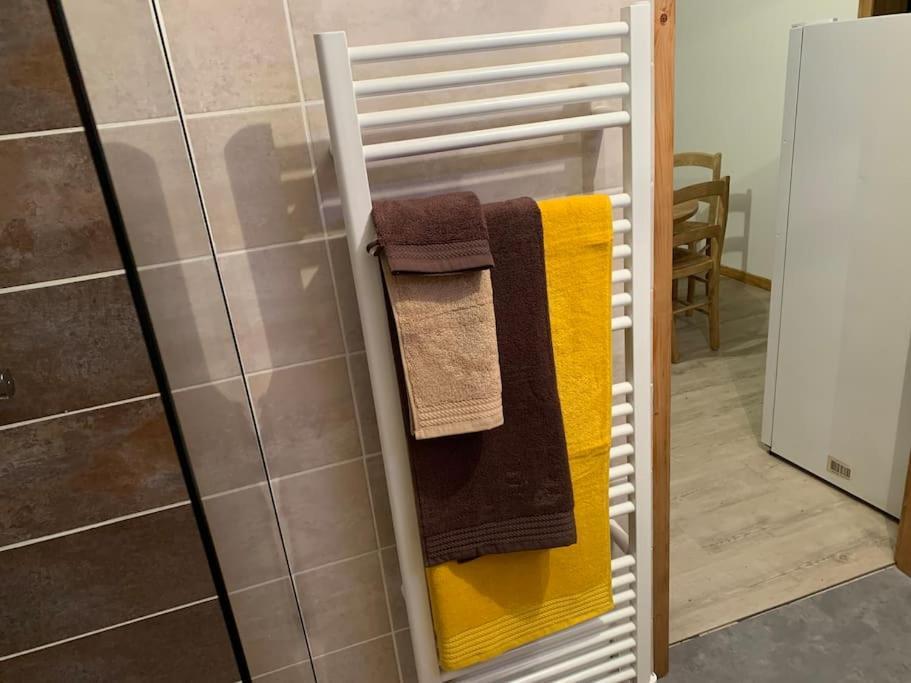 Appartement 2/4 Personnes بوسانغ المظهر الخارجي الصورة